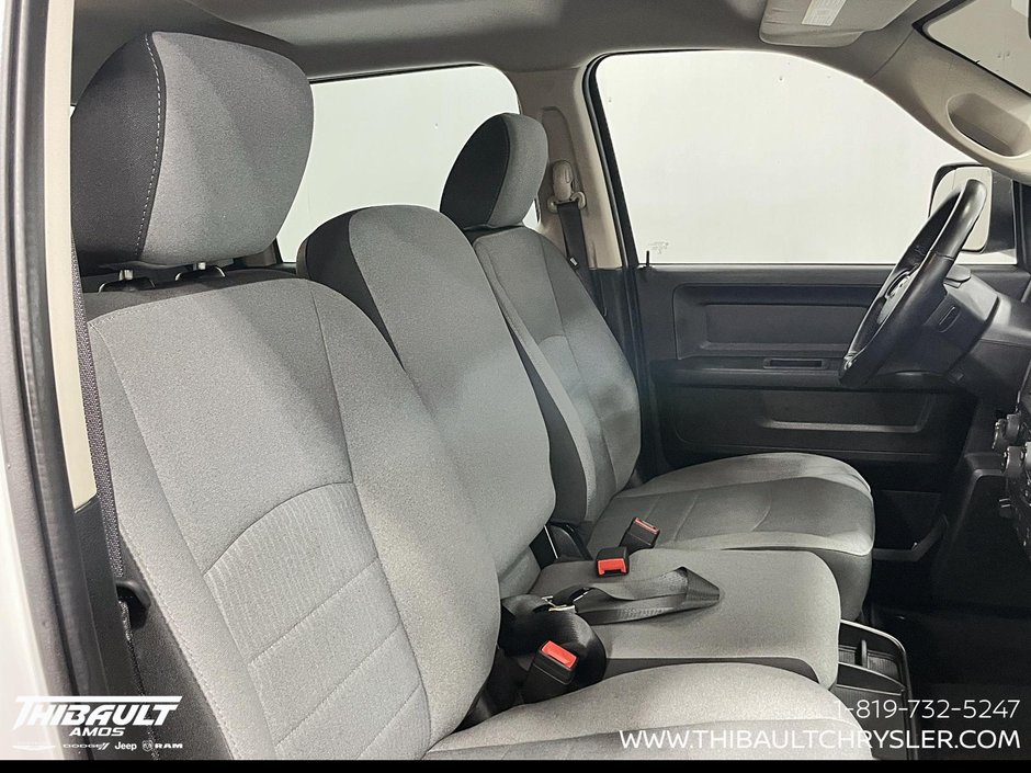 Ram 1500 Classic Express 2023