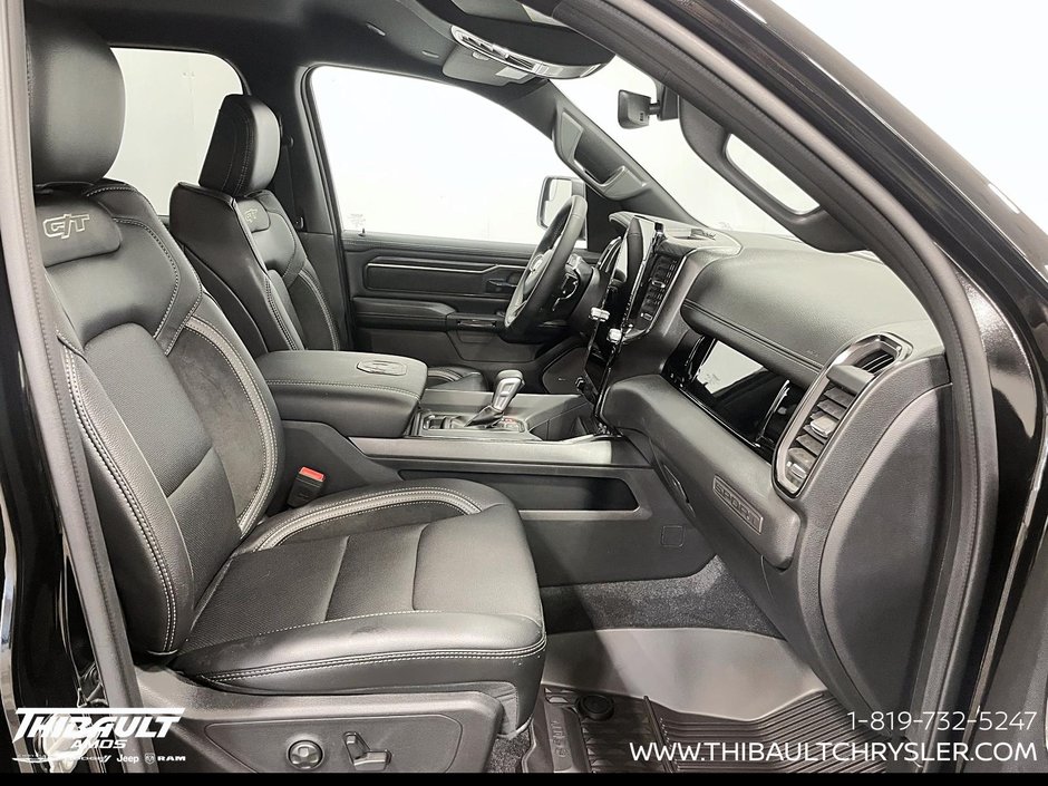 2026 Ram 1500 SPORT