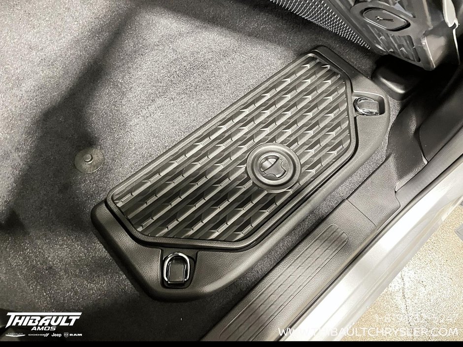 2026 Ram 1500 SPORT