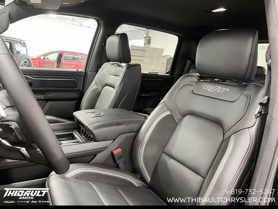 2026 Ram 1500 SPORT