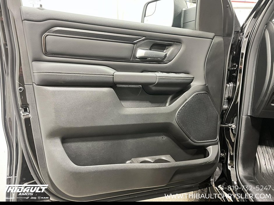 2026 Ram 1500 SPORT