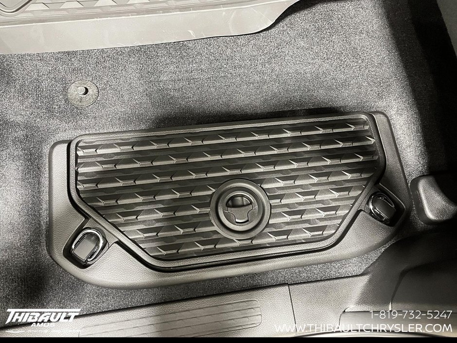 2026 Ram 1500 SPORT