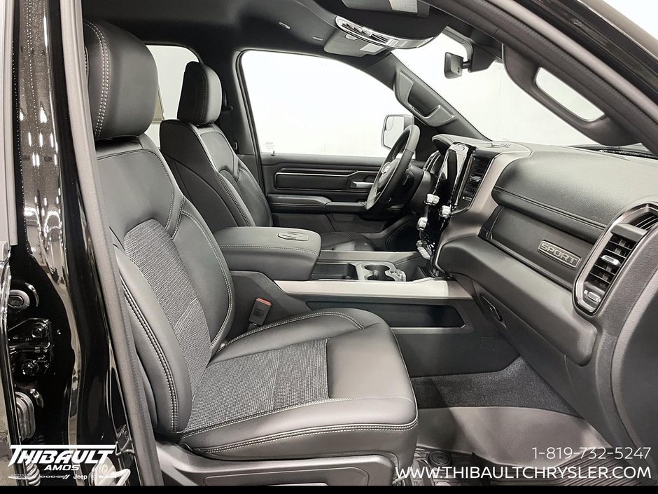2026 Ram 1500 SPORT
