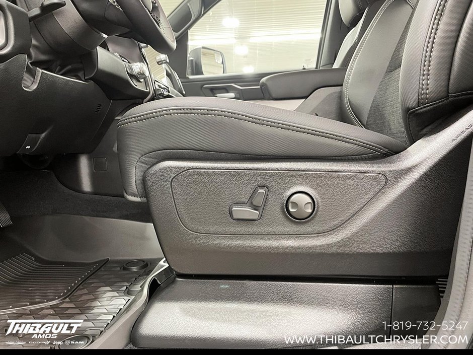 2026 Ram 1500 SPORT