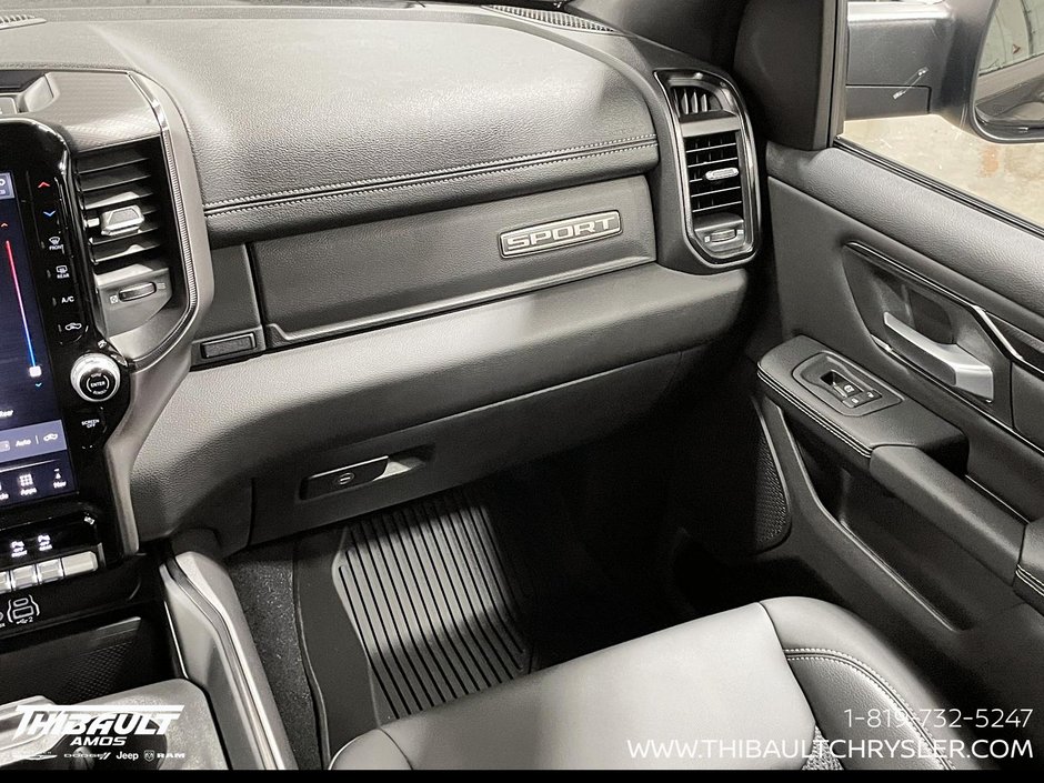 2026 Ram 1500 SPORT