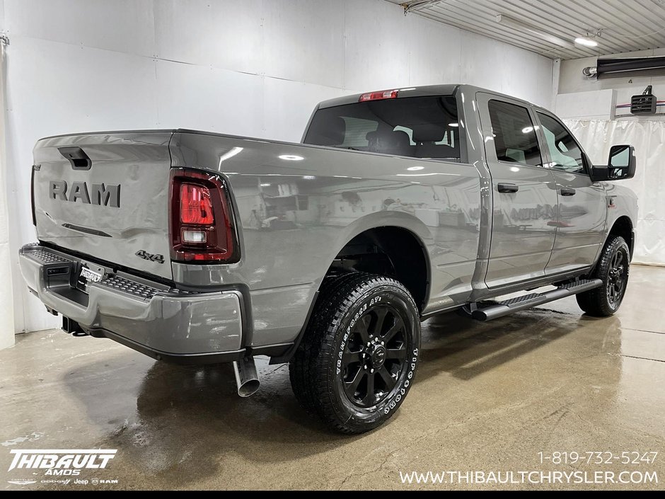 2026 Ram 2500 BLACK EXPRESS