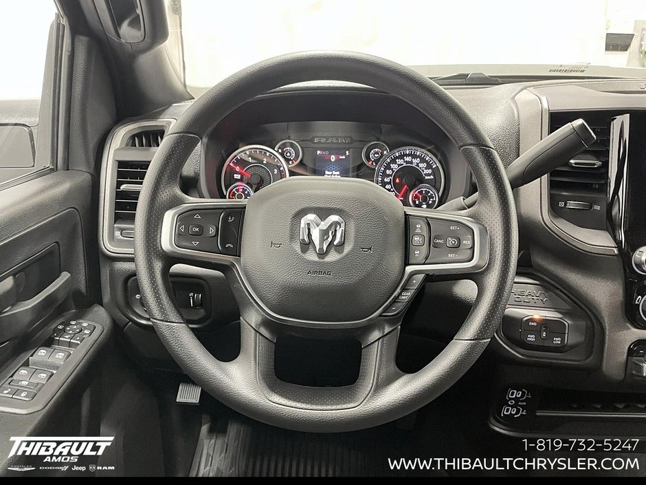 2026 Ram 2500 BLACK EXPRESS