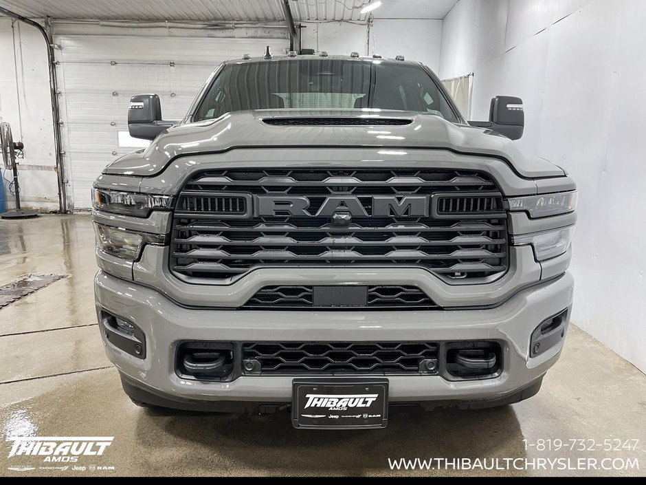 2026 Ram 2500 BLACK EXPRESS