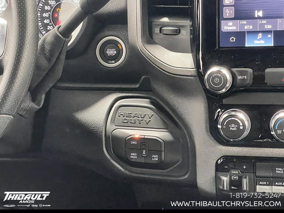 2026 Ram 2500 BLACK EXPRESS