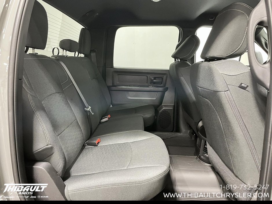 2026 Ram 2500 BLACK EXPRESS