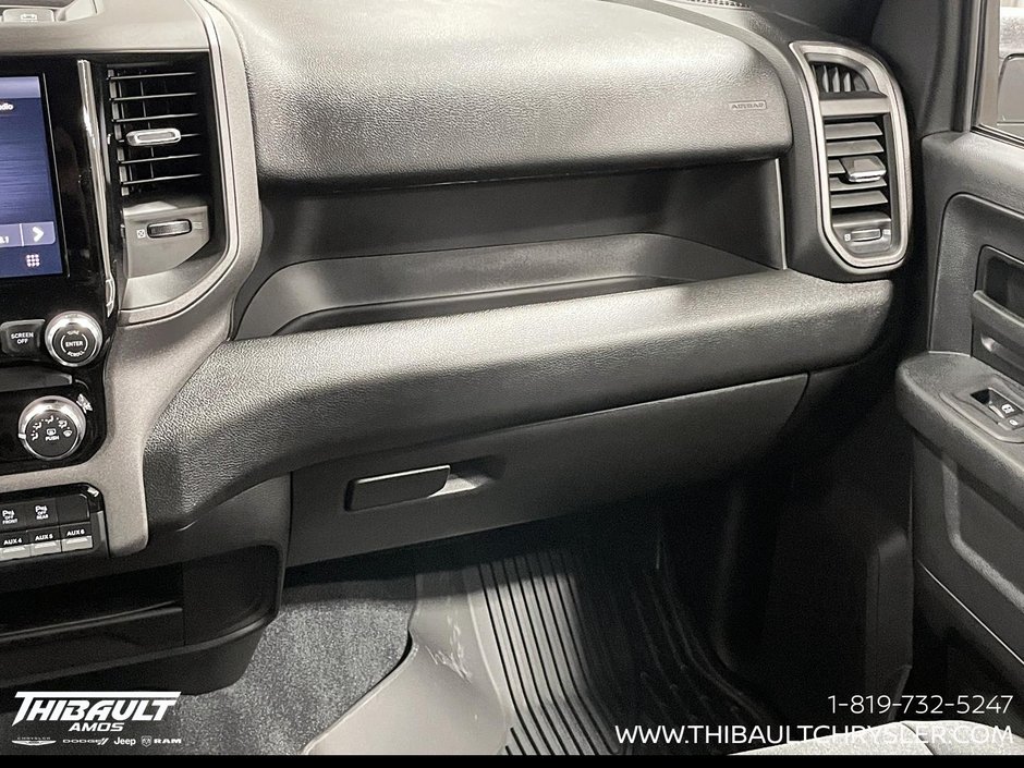 2026 Ram 2500 BLACK EXPRESS