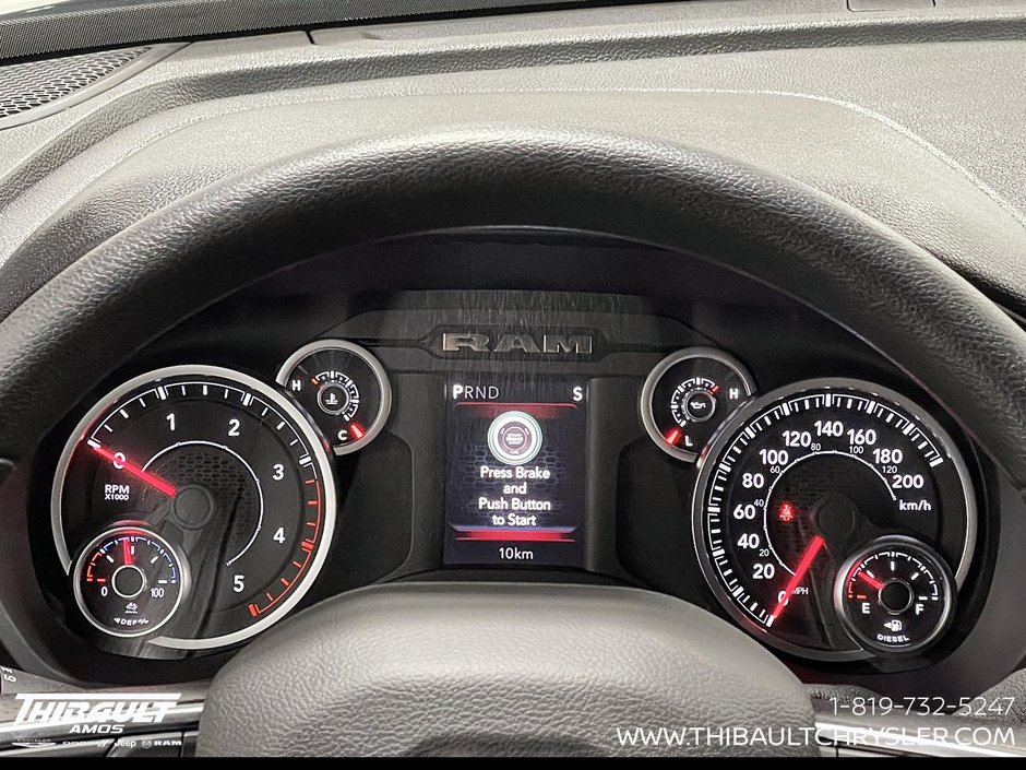 2026 Ram 2500 BLACK EXPRESS
