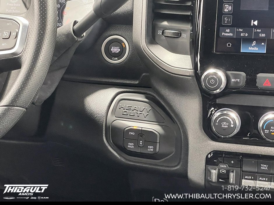 2026 Ram 2500 BLACK EXPRESS