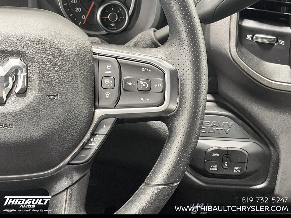 2026 Ram 2500 BLACK EXPRESS