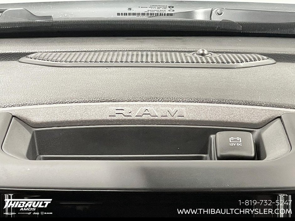 2026 Ram 2500 BLACK EXPRESS