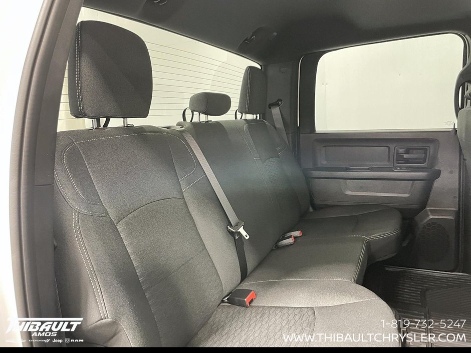 2026 Ram 2500 BLACK EXPRESS
