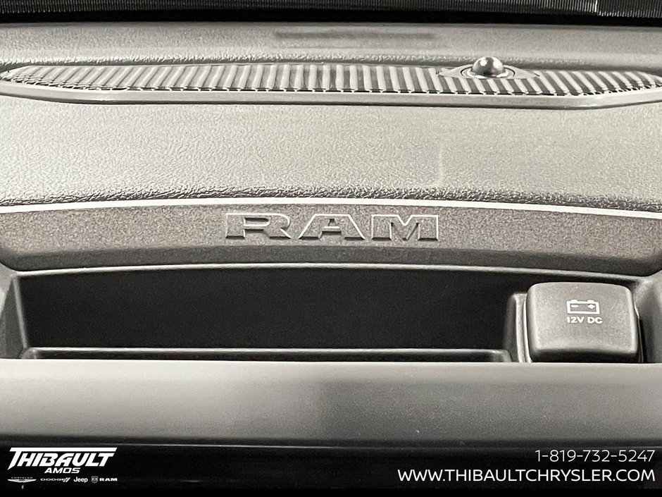 2026 Ram 2500 BLACK EXPRESS