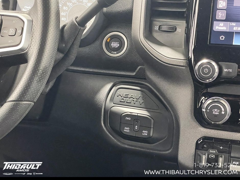 2026 Ram 2500 BLACK EXPRESS
