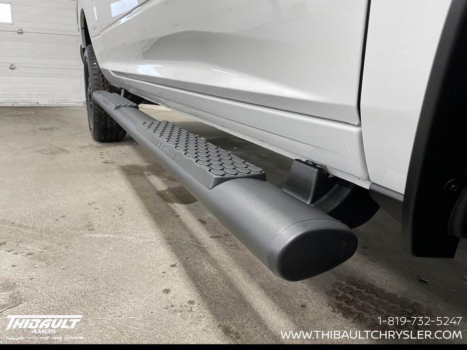 2026 Ram 2500 BLACK EXPRESS