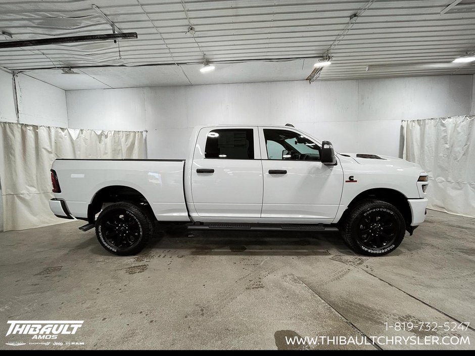 2026 Ram 2500 BLACK EXPRESS