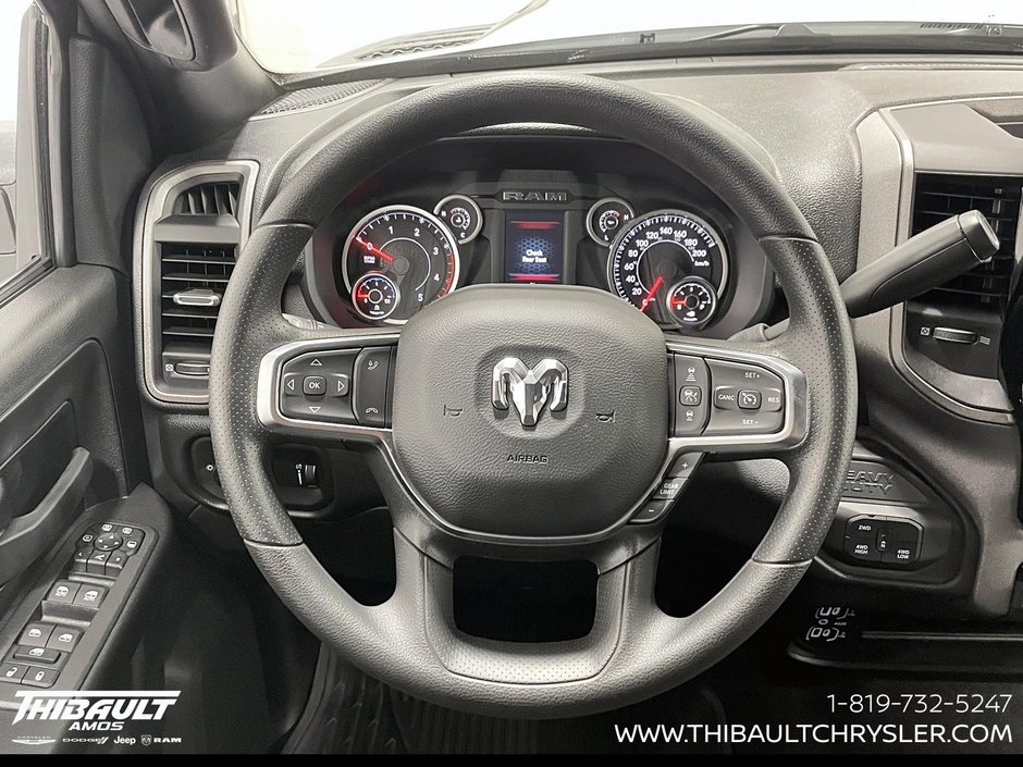 2026 Ram 2500 BLACK EXPRESS