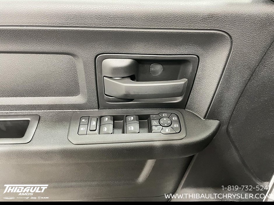 2026 Ram 2500 BLACK EXPRESS