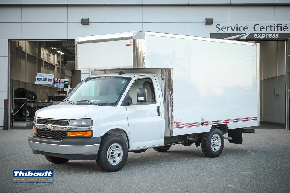 3500 express cutaway