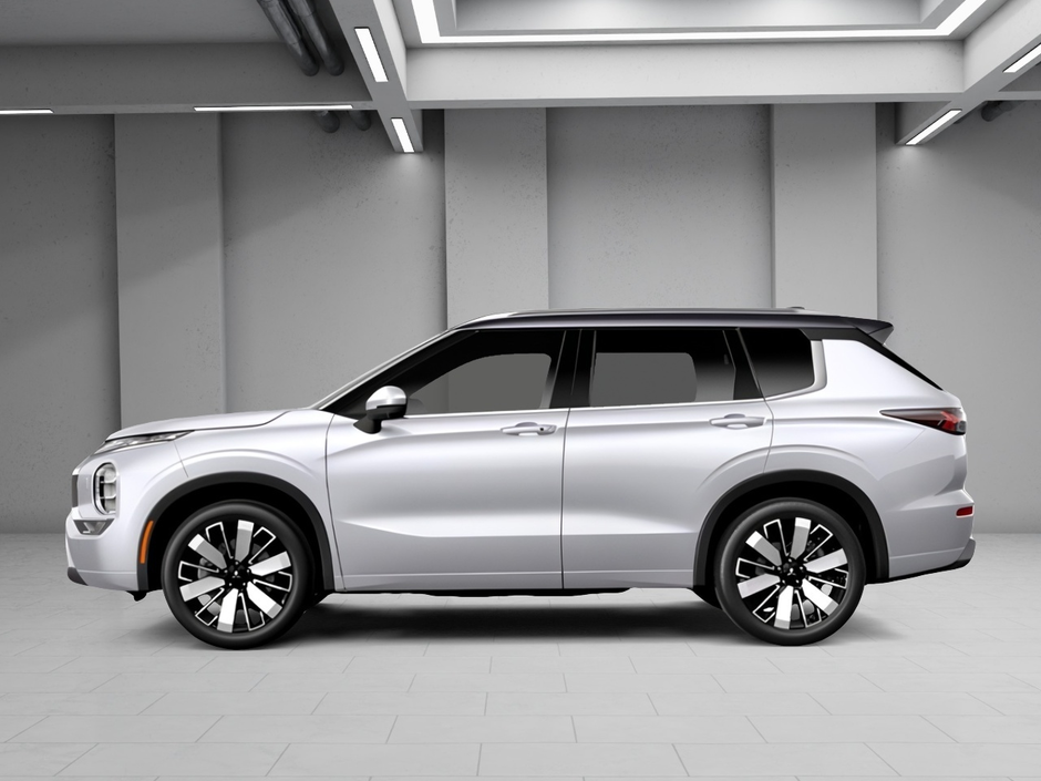 2025 Mitsubishi Outlander-0