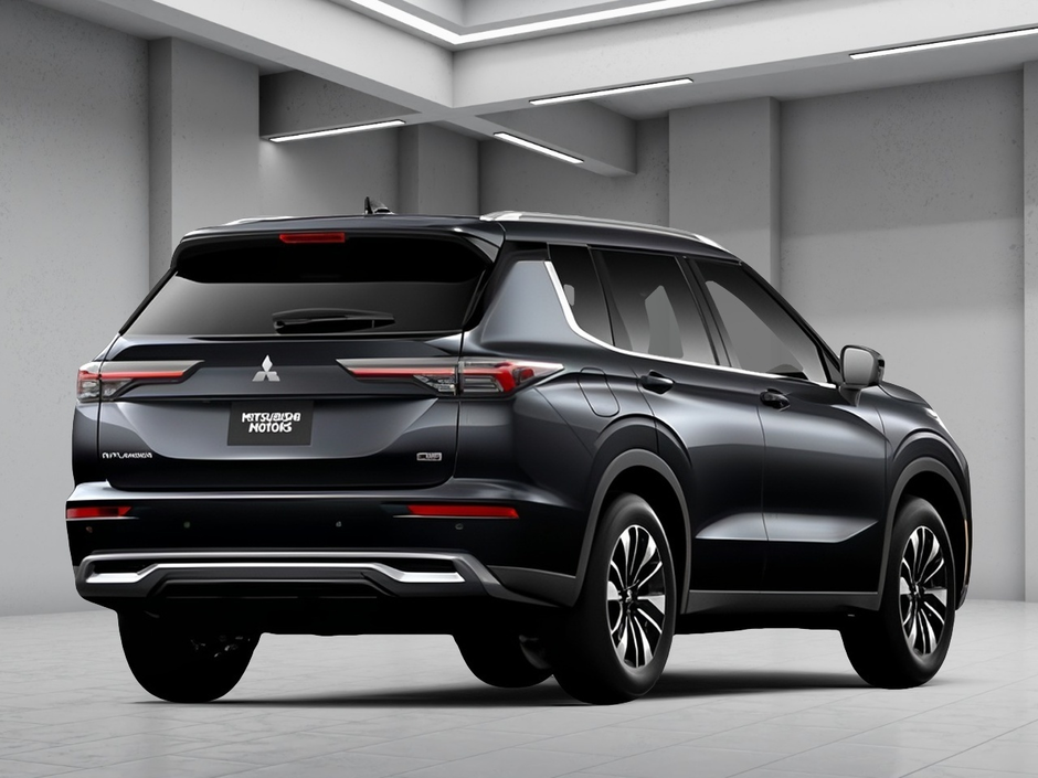 2025 Mitsubishi Outlander LE-2