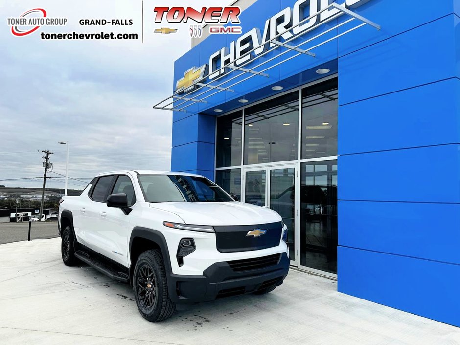 2024  Silverado EV 3WT in Grand Falls, New Brunswick - w940px