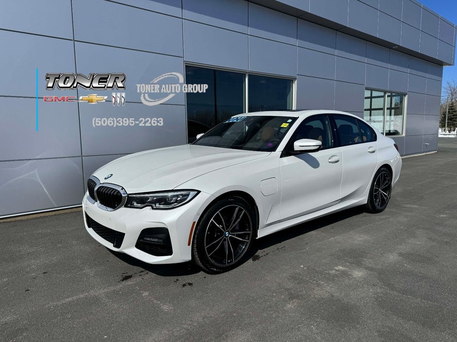 2021 BMW 3 Series 330e xDrive in Tracadie-Sheila, New Brunswick - w940px
