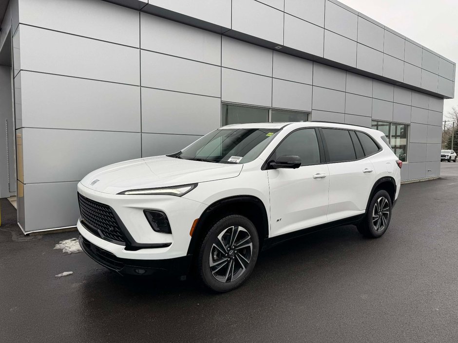 2026 Buick Enclave Sport Touring in Tracadie-Sheila, New Brunswick - w940px