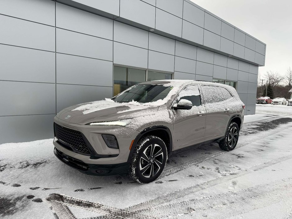 2026 Buick Enclave Sport Touring in Tracadie-Sheila, New Brunswick - w940px