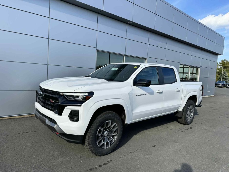 Chevrolet COLORADO 4WD Z71 2026 à Tracadie-Sheila, Nouveau-Brunswick - w940px