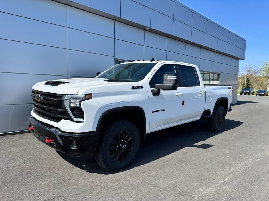 Chevrolet SILVERADO 2500 HD LT 2025 à Tracadie-Sheila, Nouveau-Brunswick - w940px
