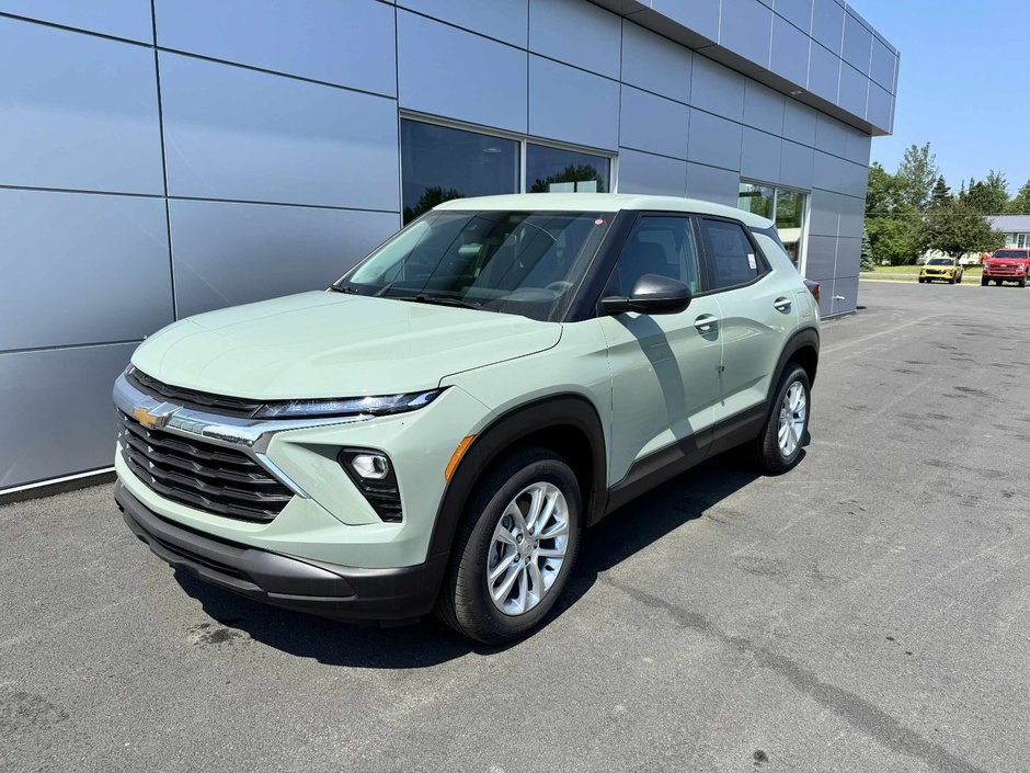 2026 Chevrolet Trailblazer AWD LS in Tracadie-Sheila, New Brunswick - w940px