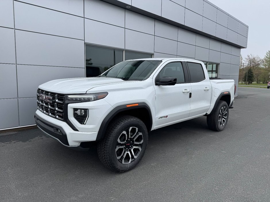 2026 GMC Canyon AT4 in Tracadie-Sheila, New Brunswick - w940px