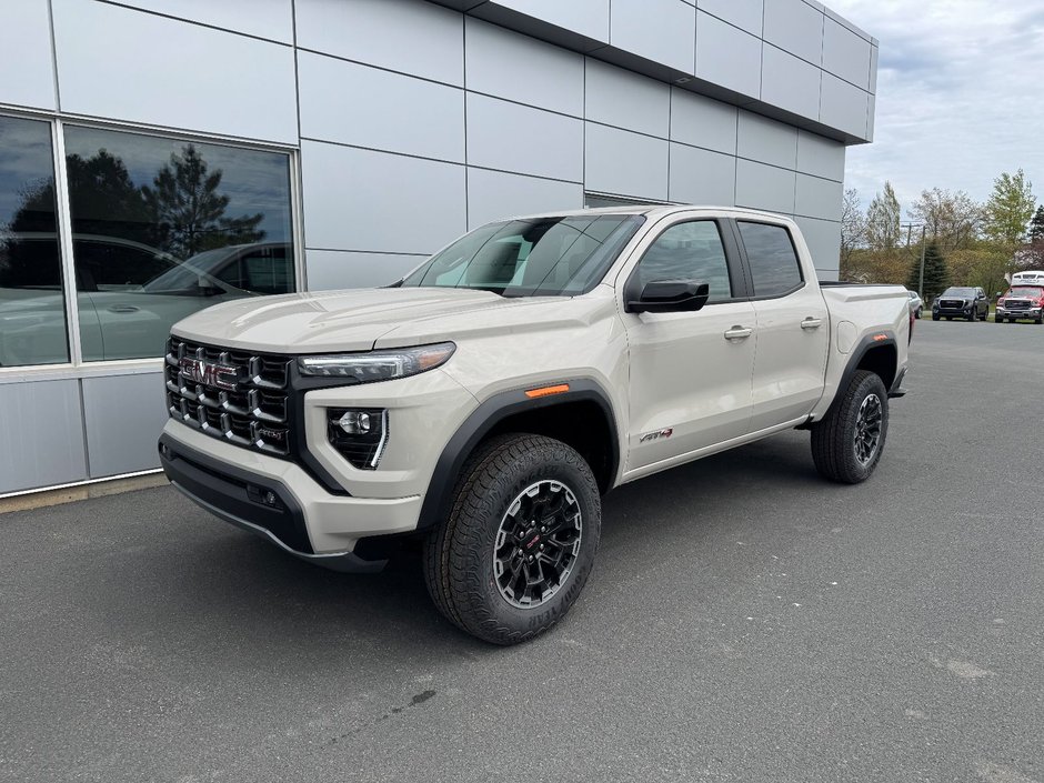 2026 GMC Canyon AT4 in Tracadie-Sheila, New Brunswick - w940px