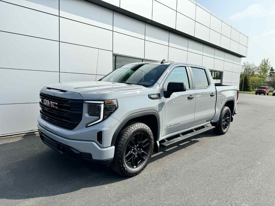 GMC Sierra 1500 PRO 2025 à Tracadie-Sheila, Nouveau-Brunswick - w940px