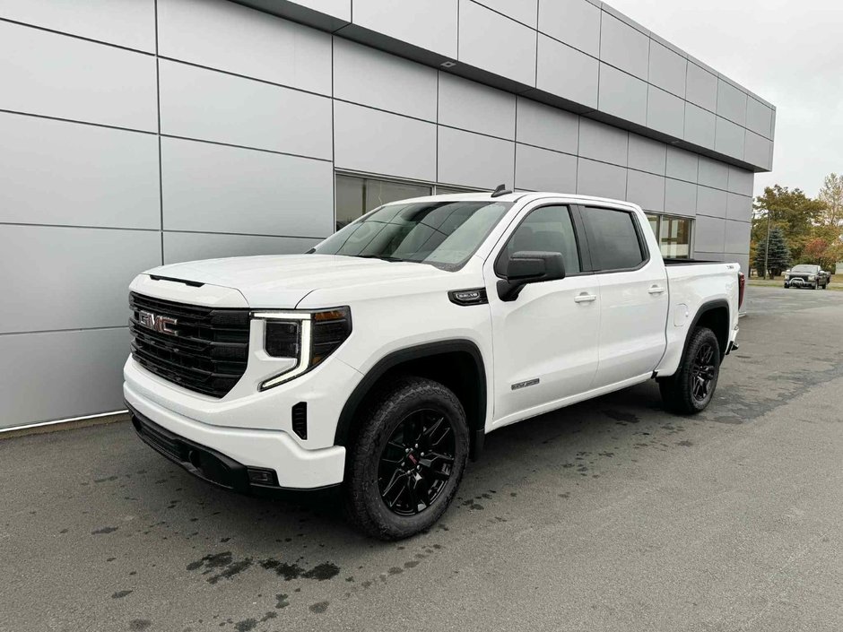 2026 GMC SIERRA 1500 ELEVATION in Tracadie-Sheila, New Brunswick - w940px