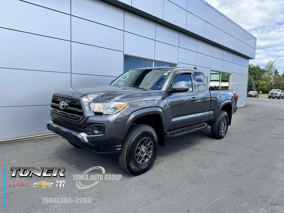 2016 Toyota Tacoma SR+ in Tracadie-Sheila, New Brunswick - w940px