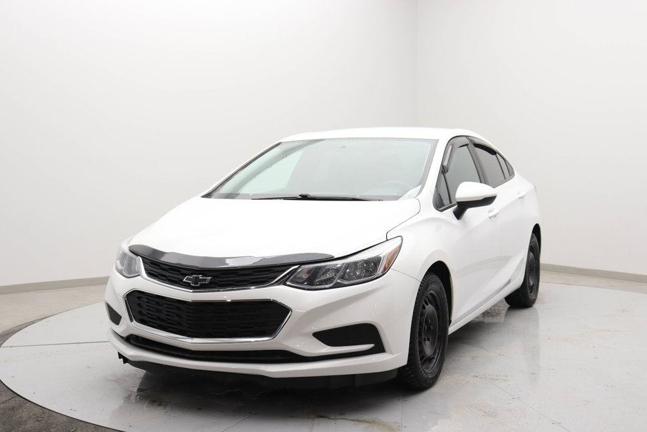 2016 Chevrolet Cruze in Baie-Comeau, Quebec - w940px