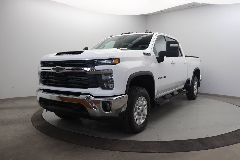 2024 Chevrolet Silverado 2500HD in Baie-Comeau, Quebec - w940px