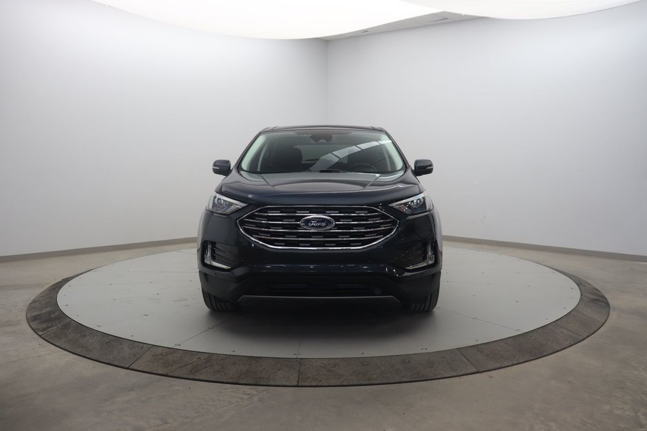 Ford Edge Titanium 2023-1