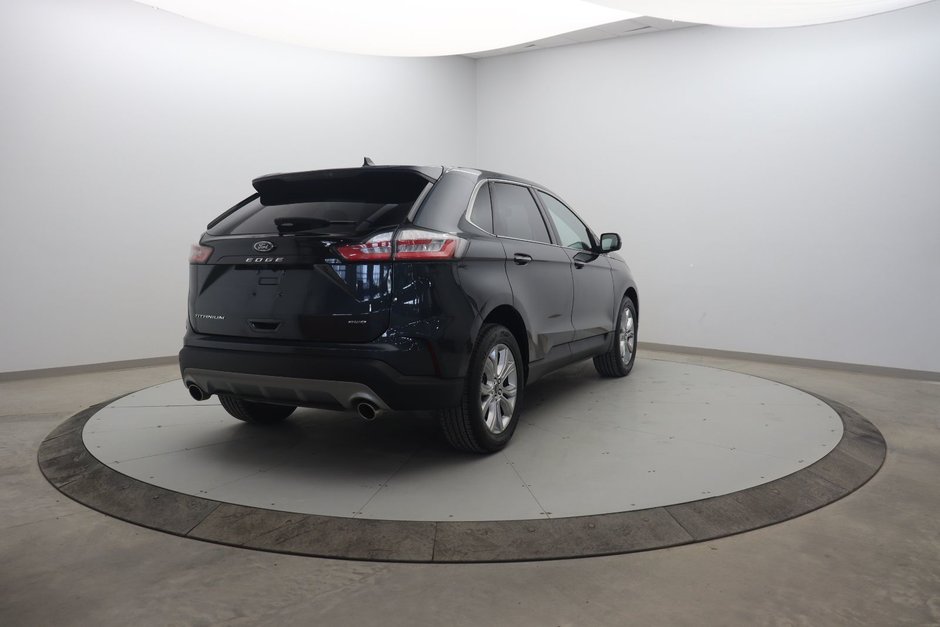 Ford Edge Titanium 2023-3