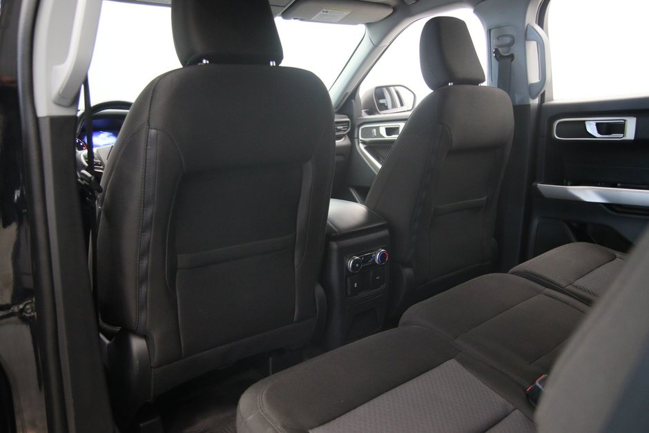 Ford Explorer XLT 2023-8