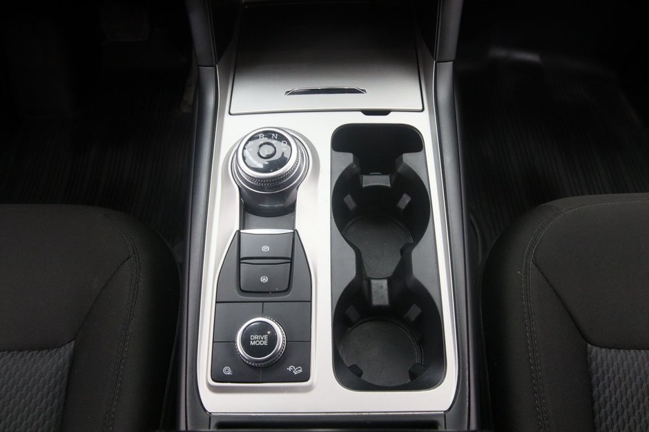 Ford Explorer XLT 2023-12