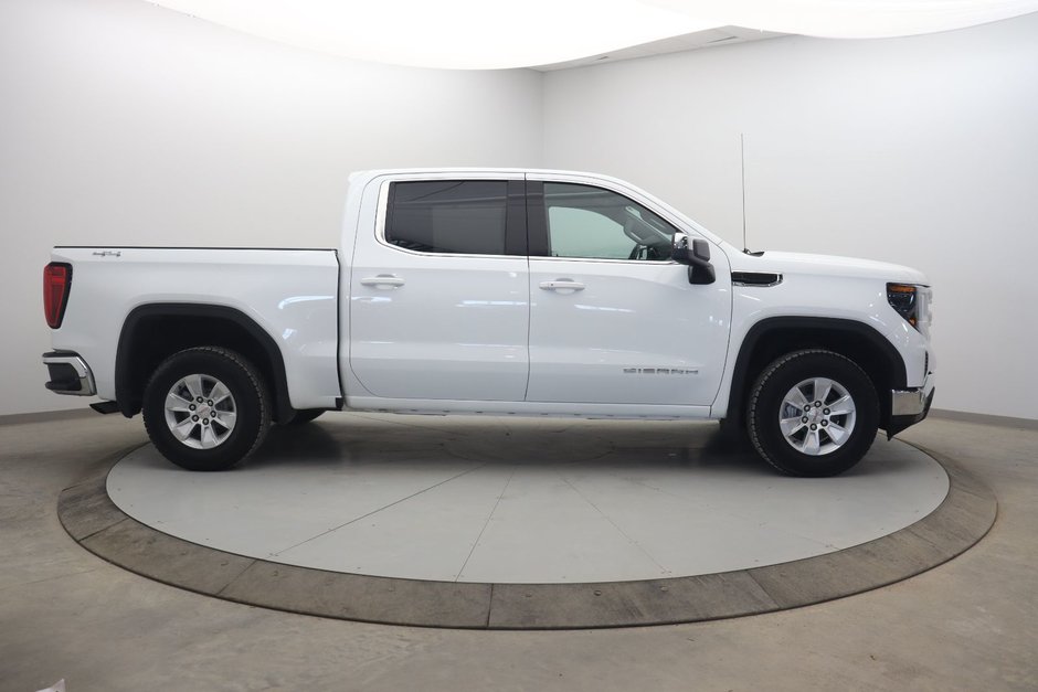 GMC Sierra 1500 SLE 2022-2