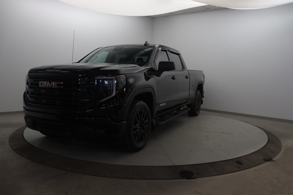 2023 GMC Sierra 1500 in Baie-Comeau, Quebec - w940px