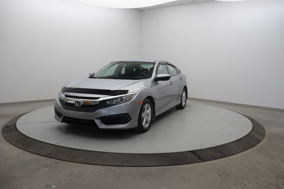 2016 Honda Civic Sedan in Baie-Comeau, Quebec - w940px